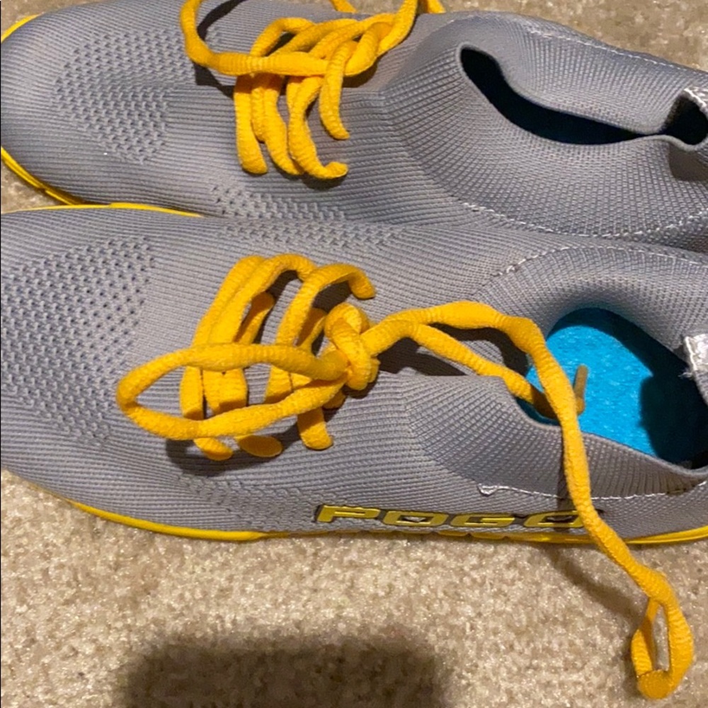 Slip on sneakers
